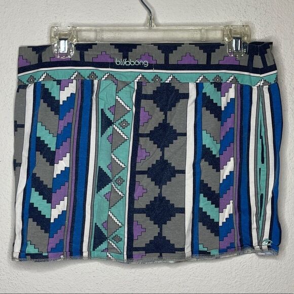 Billabong Mini Skirt‎ - Picture 2 of 6